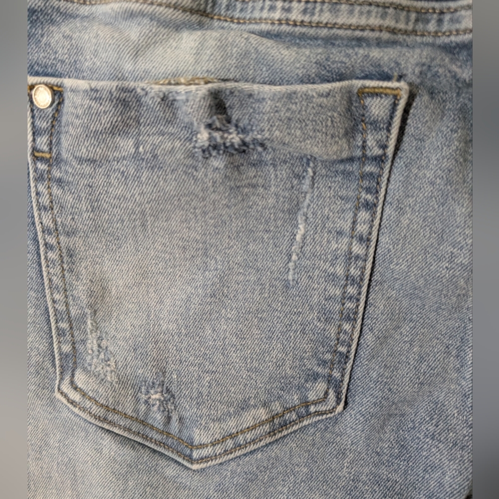 Zara Women's Distressed Skinny Jeans, Size 6, Stretch, Mid-Rise, Light Wash - Picture 10 of 13
